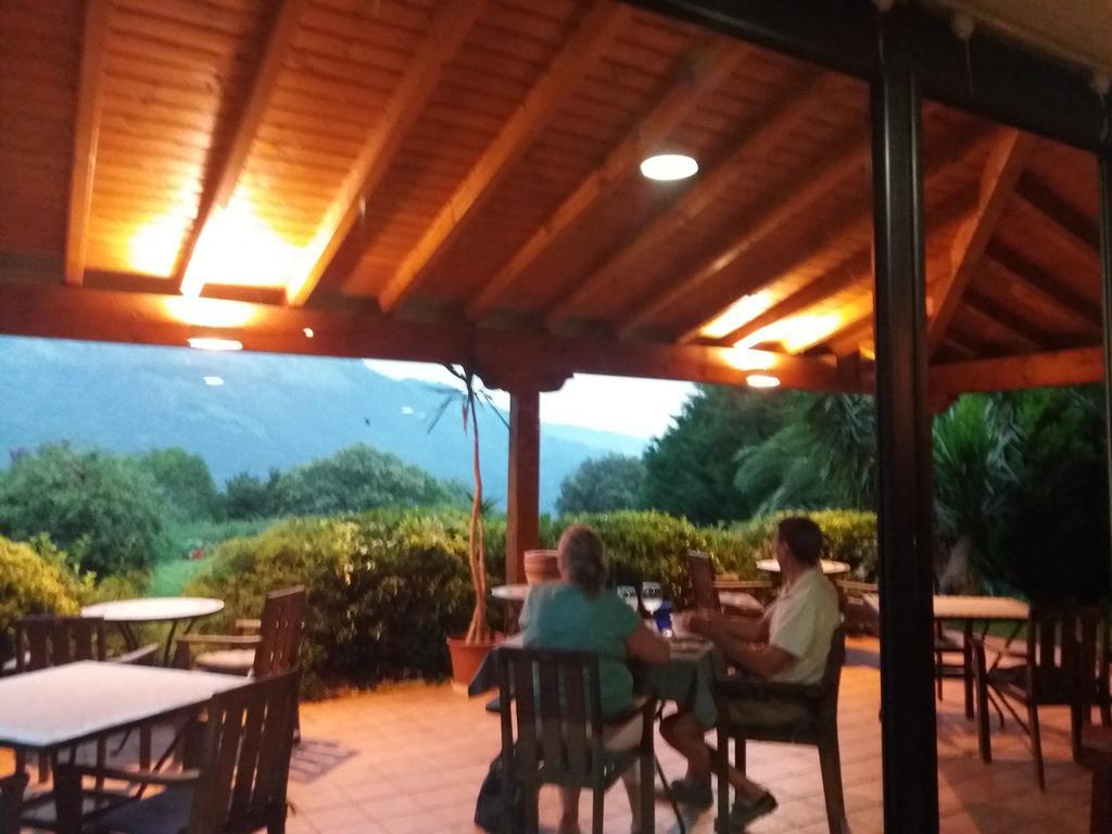 Aire De Ruesga Hotel Kültér fotó