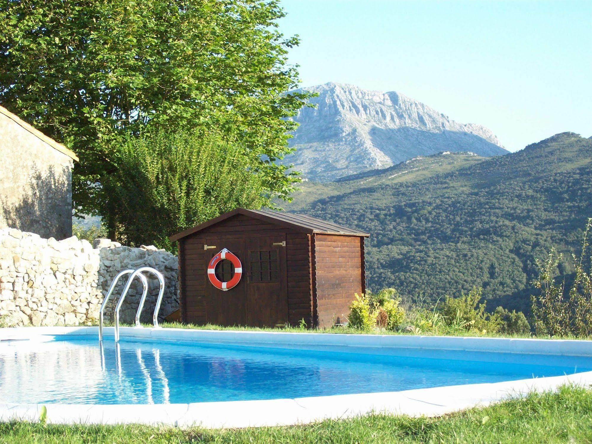 Aire De Ruesga Hotel Kültér fotó